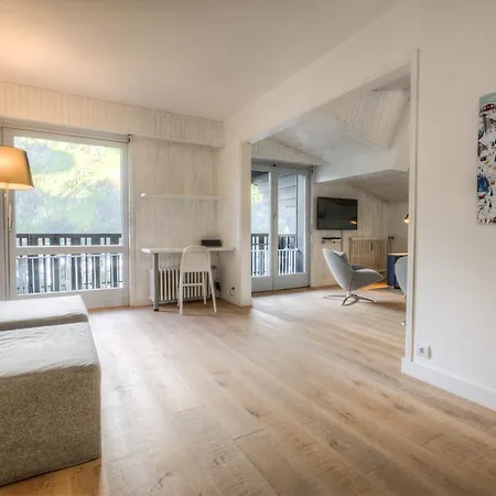 Apartment Apartement Blue Velvet